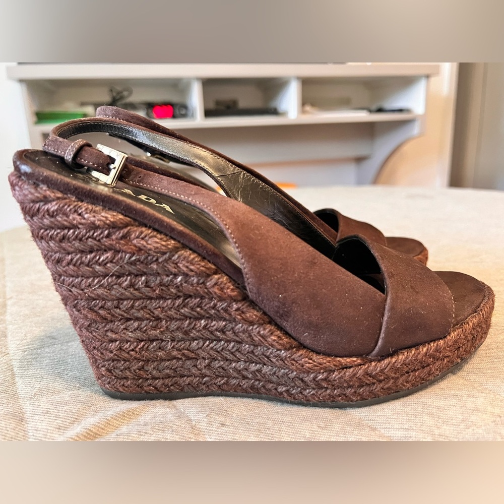 PRADA EU 37 US 7 Brown Suede Sling Back Espadrille Wedge Shoes Orig $1150 - Picture 3 of 11